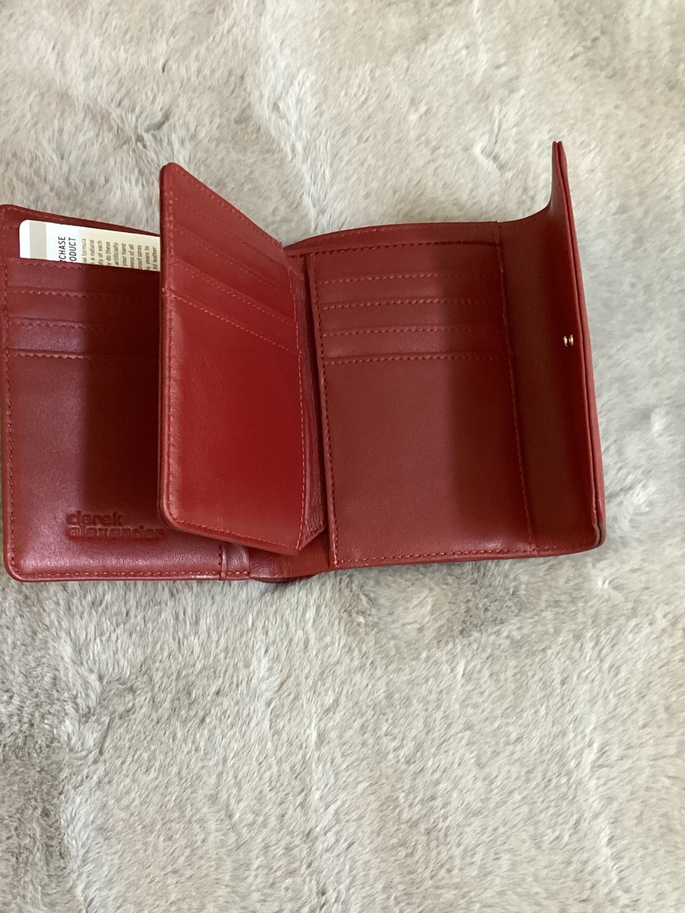 Compact Red Leather Wallet - Picture 6 of 9